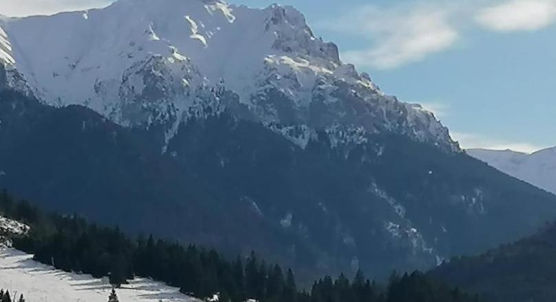 Chosen Pension, on 1,400 sqm land, in a mountain rainbow
