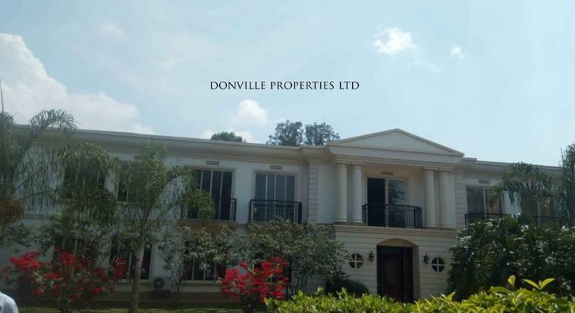 Book for your family an elegant apartment for rent in Luzira lake Drive.
