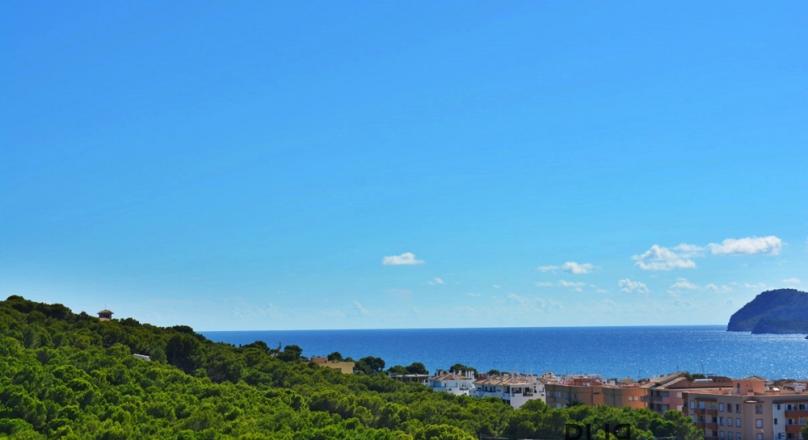 Cala Ratjada. Apartment. With ocean view. Move in immediately.