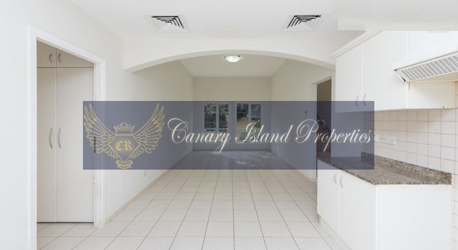 Vacant I Type 5 I 3 Bed I Meadows