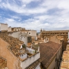 Palma. Old Town. In the middle. And not just there. Large apartment. Completely renovated.