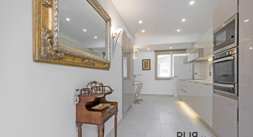 Hotspot Palma. Center. Big apartment. Topsaniert. Price very interesting.