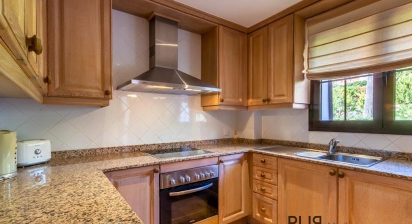 Santa Ponsa. At the golf course. Villa. Enjoy the advantages of having your own house in a complex.