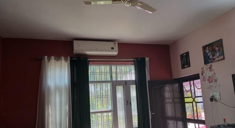 Row House In Gated Colony Near kukrail Picnic Spot Road In Just 34L