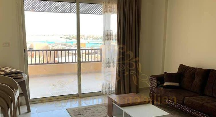 Luxury apartments full furnished sea view